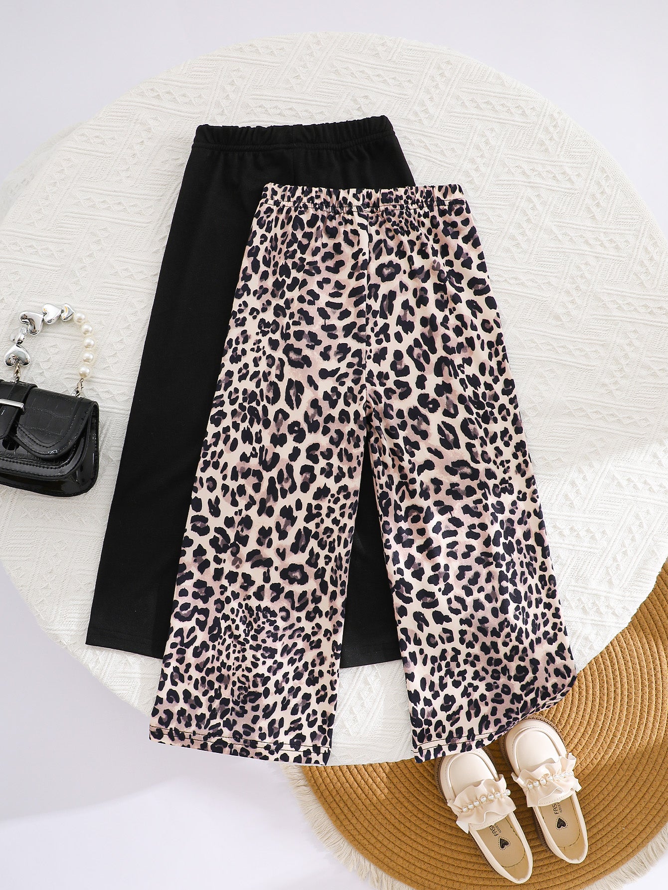 2-Pack Girls' Casual Knit Pants in Solid Black and Leopard Print – Comfortable and Stylish, Perfect for Everyday Wear