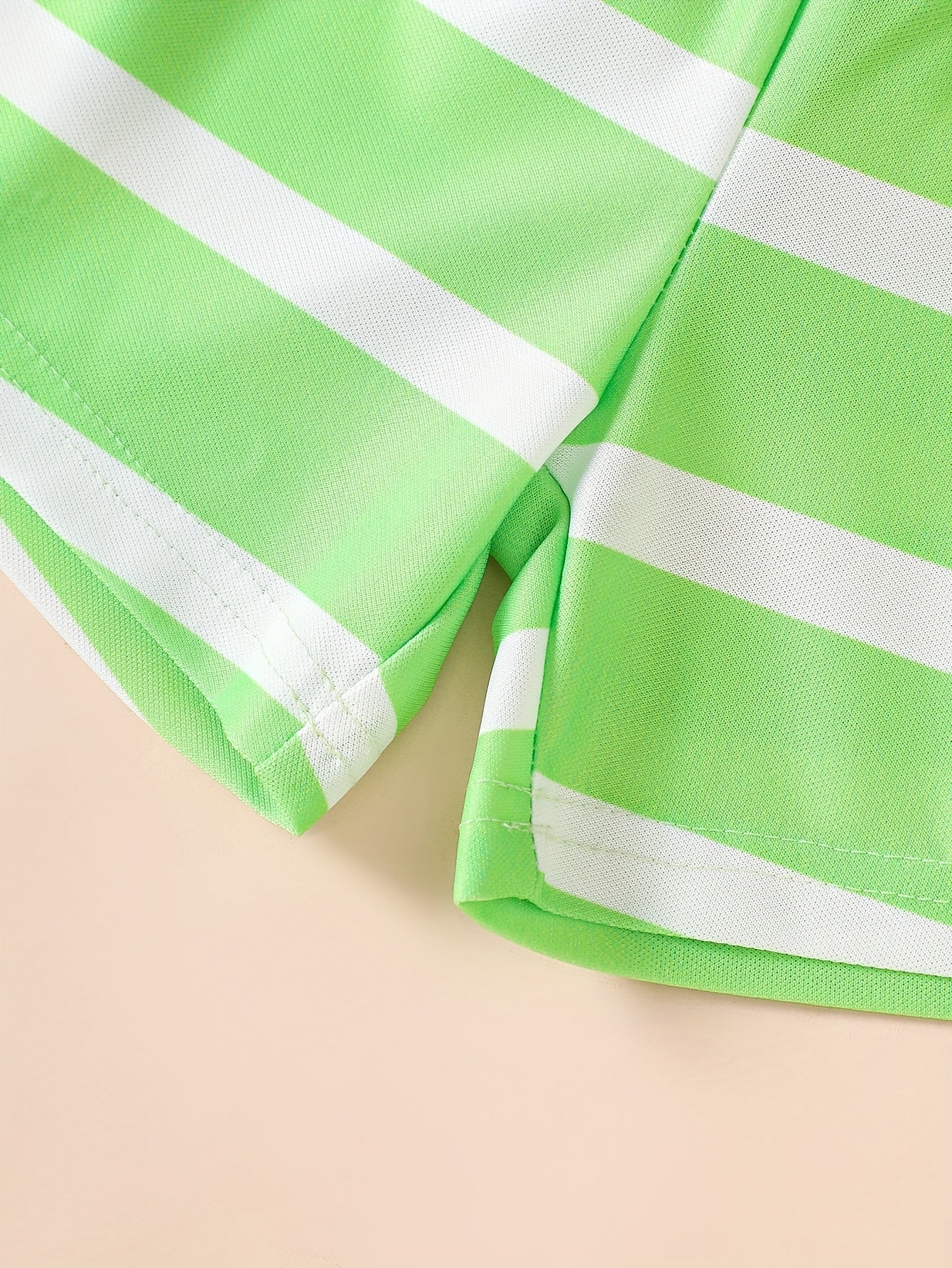 10-Piece Boys' Preppy Urban Style Outfit Set – Striped Short-Sleeve T-Shirts and Shorts – Casual and Trendy Summer Clothing Perfect for Outdoor Camping, Travel, Sports, Fishing, and Basketball.