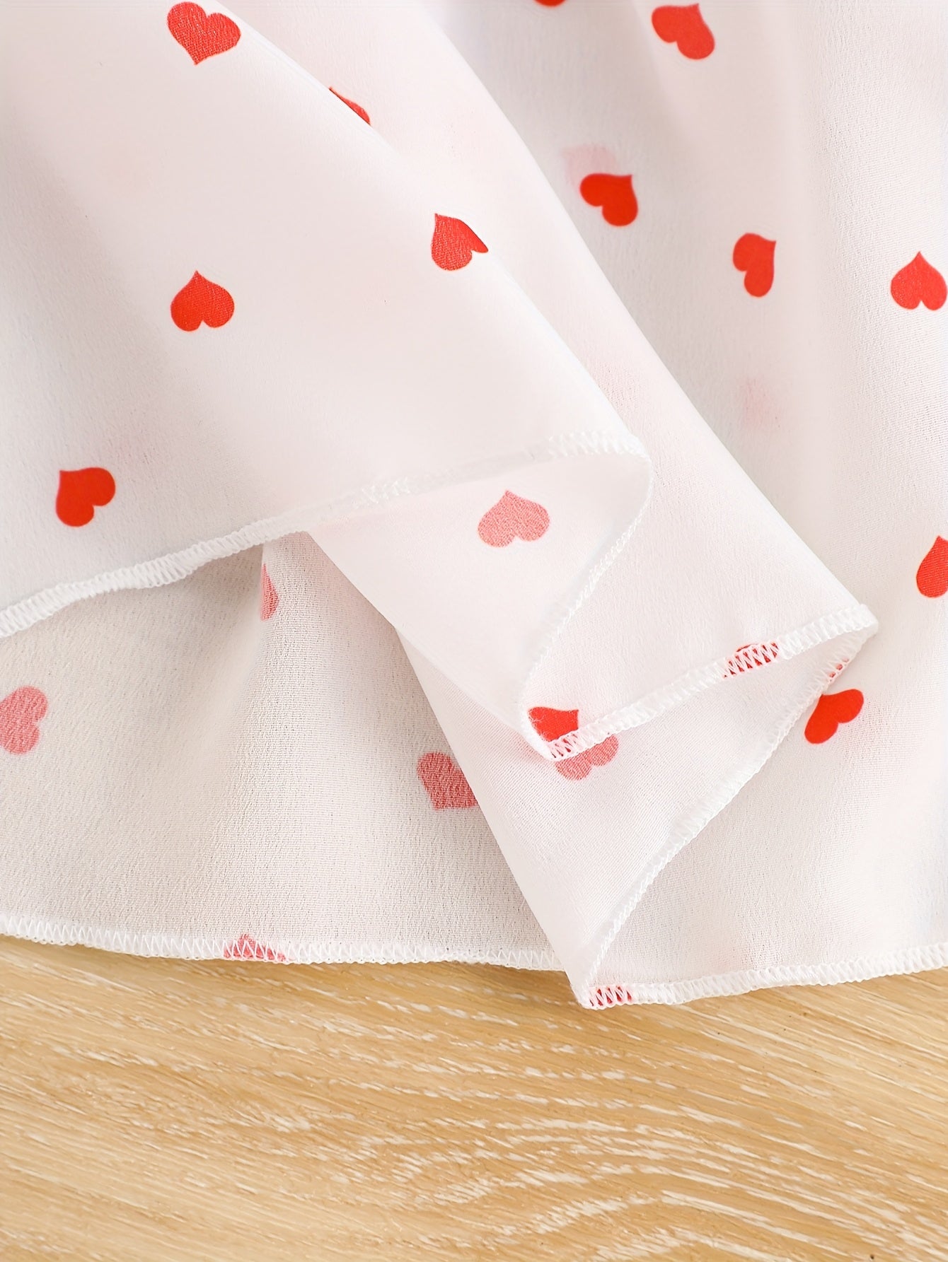 4-Piece Baby Girl Casual Heart Print Woven Sundress and Hat Set – Perfect for Holidays, Birthday Parties, and Outdoor Picnics.